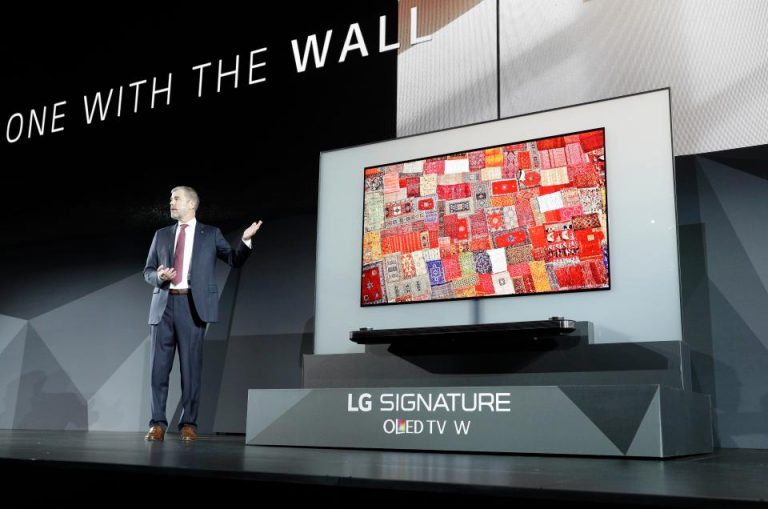 LGs New TV Is Ultra-thin, Bendable & Can Be Attached To 