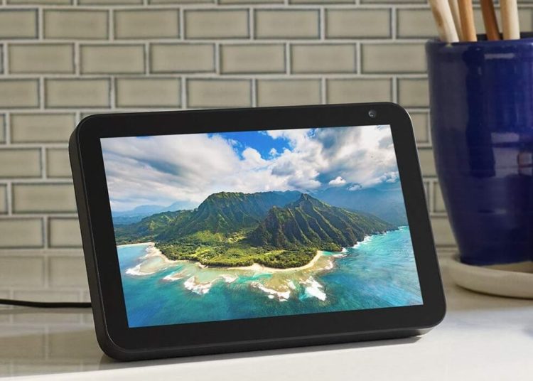 Amazon Echo Show 8 in black friday 2019 deal