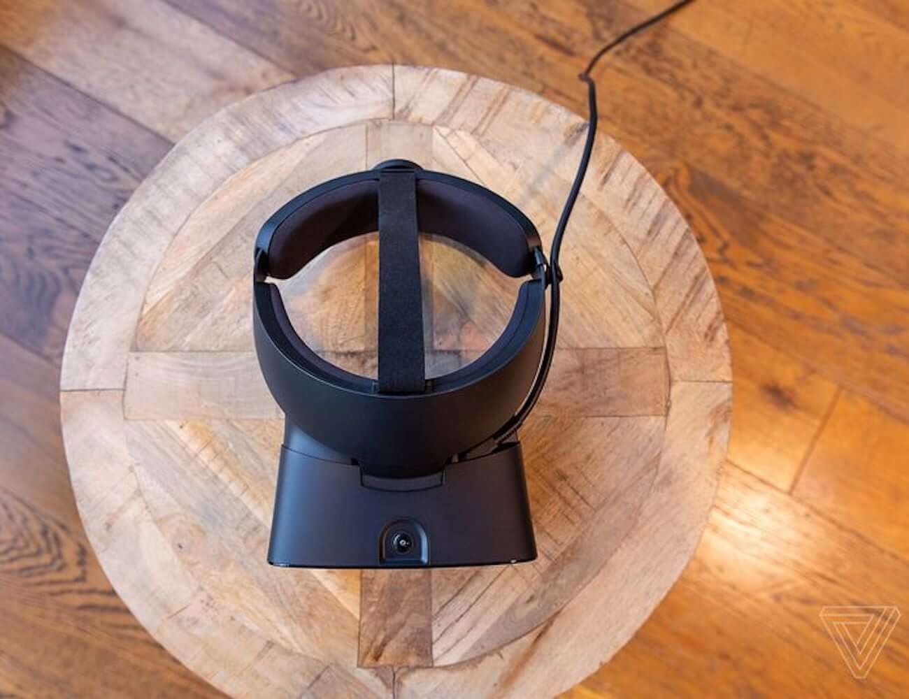 Oculus-Rift-S-High-Resolution-VR-Headset-03
